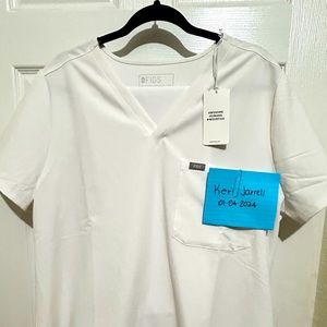 BNWT Optic white top size 2xl bottoms Yola skinny pants